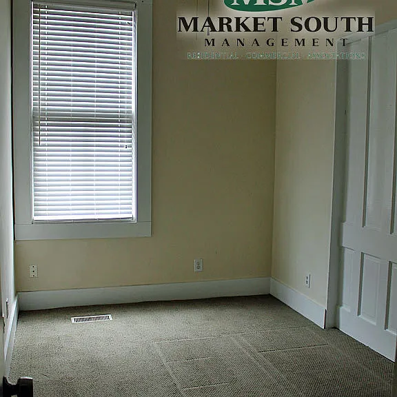 222 Houston St — Photo 6