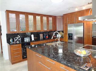 17650 Oakwood Ave, Boca Raton, FL 33487