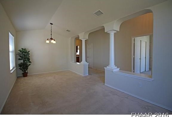 5th image of 228 Lottie Ln