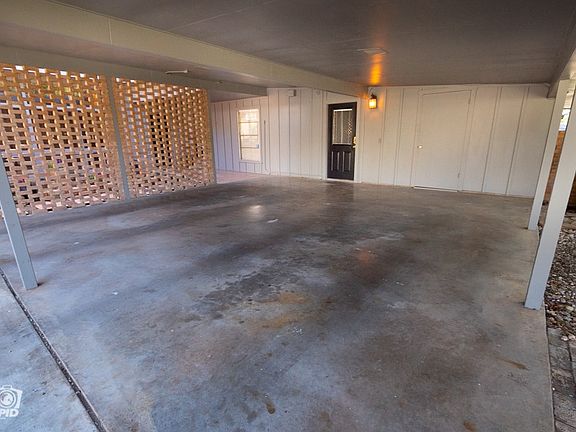 5th image of 2631 Oxford Ave