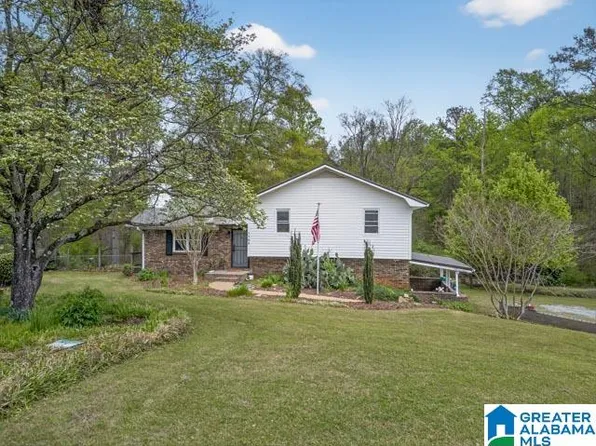 1509 Maple Dr, Weaver, AL 36277