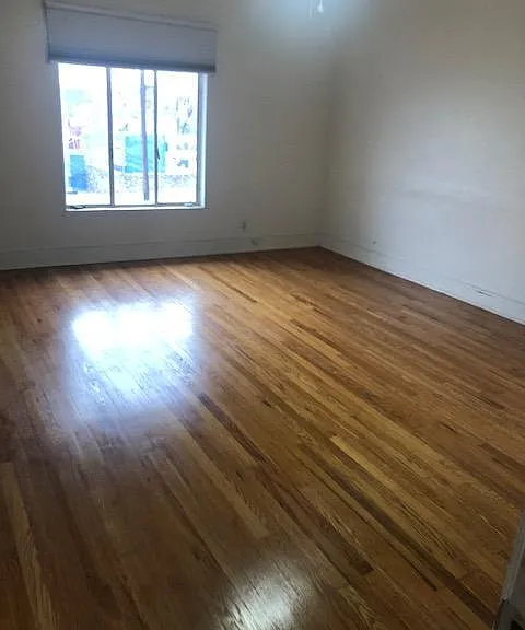 1501 N Stanton St — Photo 7