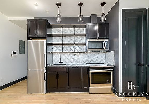 3rd image of 1544 Nostrand Ave #3R