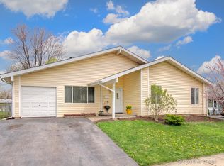 1626 Garland Ln, Hanover Park, IL 60133