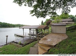1100 Bermuda Dr, Edwardsville, IL