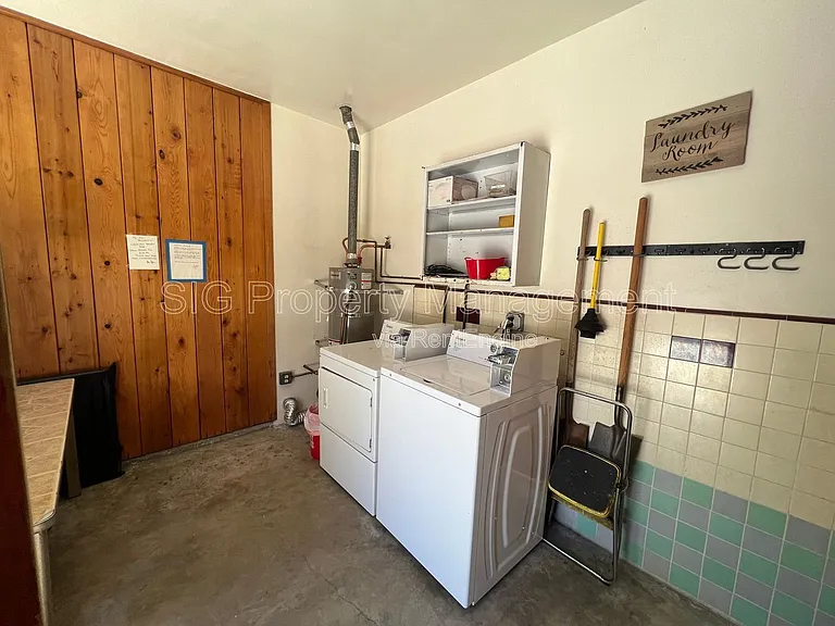 10222 McClemont Ave — Photo 14