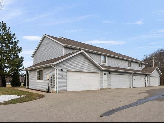 2nd image of 401 Slinger ROAD #1