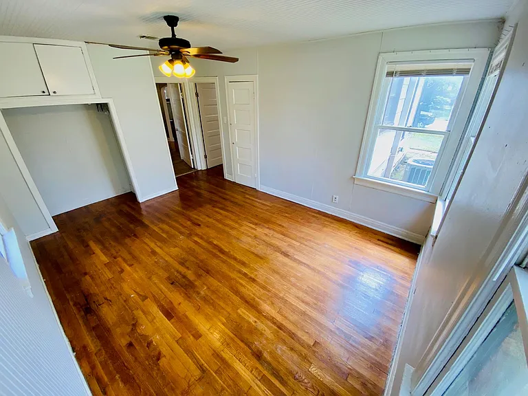 4902 Caswell Ave #A — Photo 17