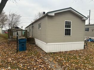 COMMODORE Plan, Green Acres Manufactured Home Community, Delta, OH 43515