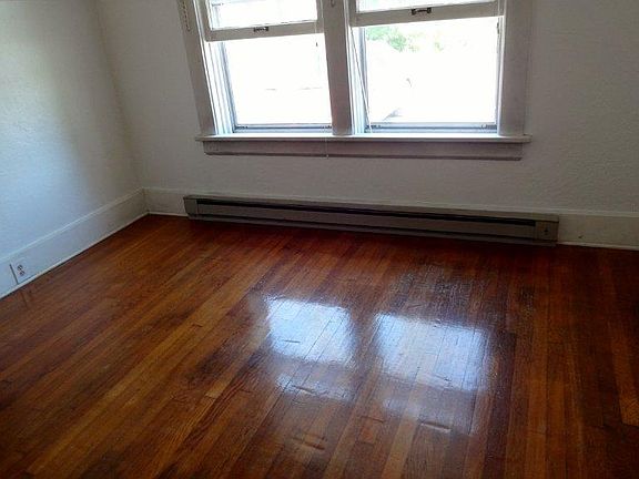 3rd image of 200 S Friedline Dr #1