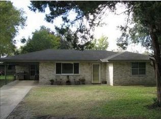 141 Lorraine Dr, Des Allemands, LA 70030