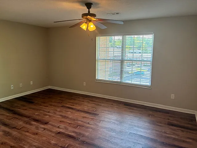 4805 Poplar Crest Way — Photo 11