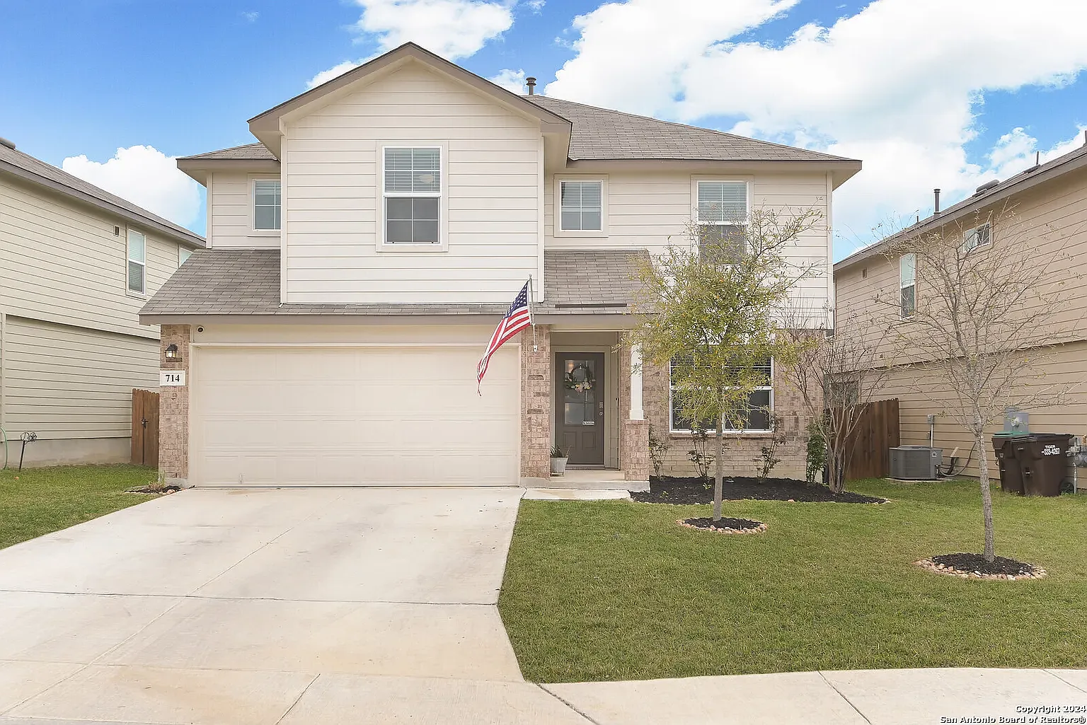 5 bed, 2537 sqft, $2,300 — Photo 1