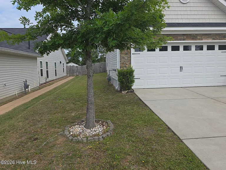 732 Edenberry St — Photo 12