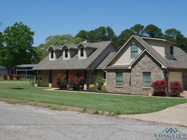 403 E Robinwood Dr, White Oak, TX 75693