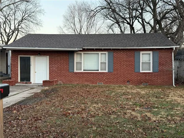 116 W Jackson St, Coffeyville, KS 67337