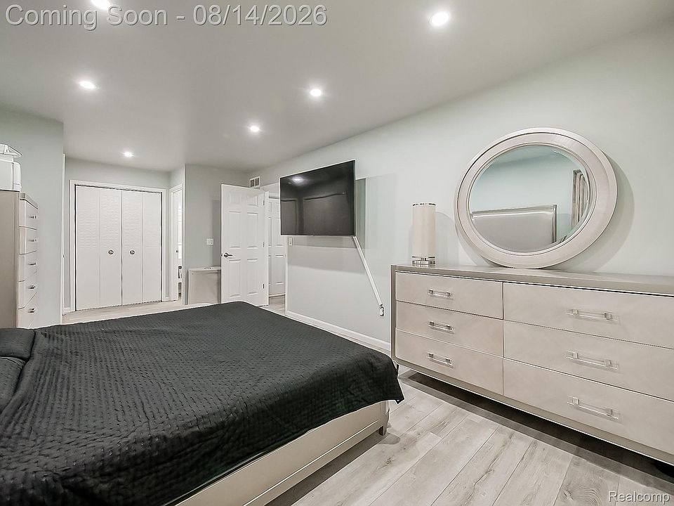 29101 Hayes Rd, photo 10