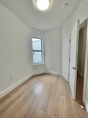 Rented by New Amsterdam Realty Group | media 6