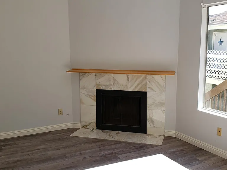 5042 Dunbar Dr #C — Photo 2