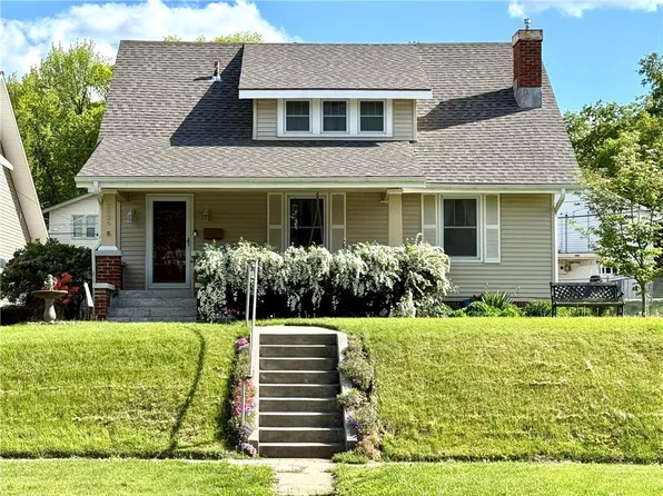 2926 Mitchell Ave, Saint Joseph, MO 64507
