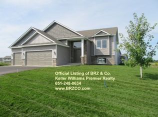 12012 Mayview Curv, Lindstrom, MN 55045