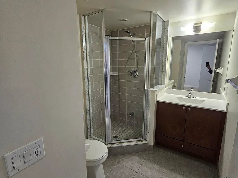 151 Village Green Sq #506 — Photo 22