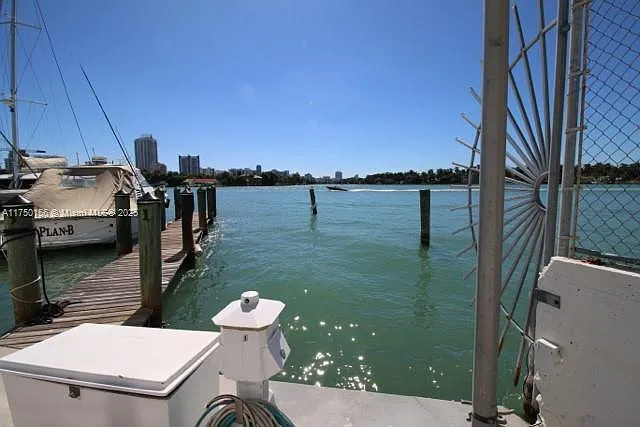 King Cole Condo — Photo 2