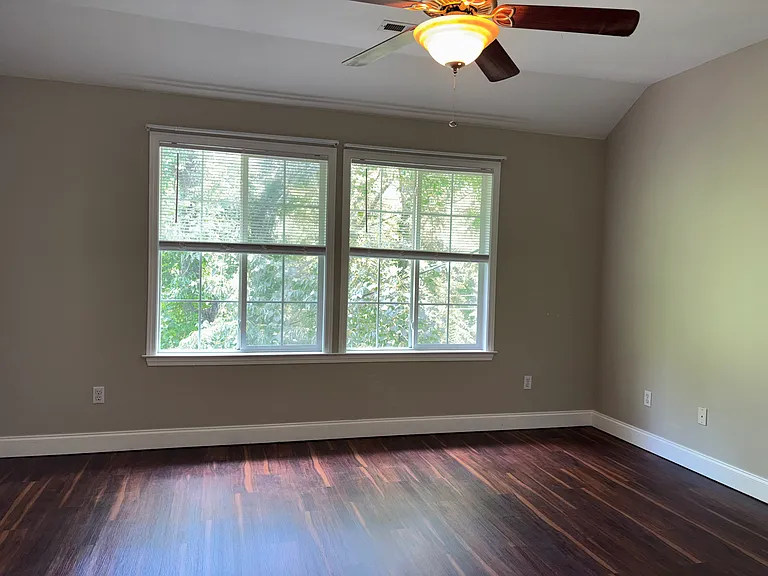 445 Sand Hill Rd #5 — Photo 15
