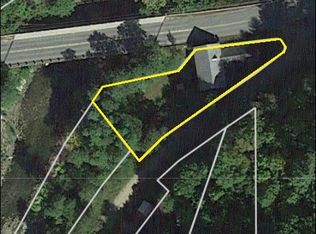 2 Main St, Saxtons River, VT 05154