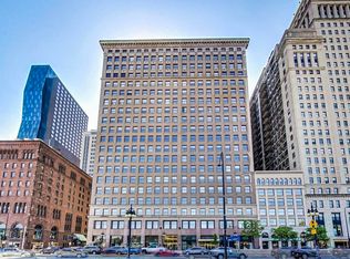 330 S Michigan Ave APT 1705, Chicago, IL 60604