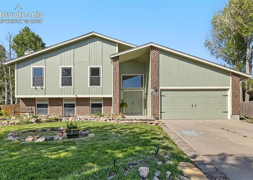 1st image of 4990 Wood Brook Ct