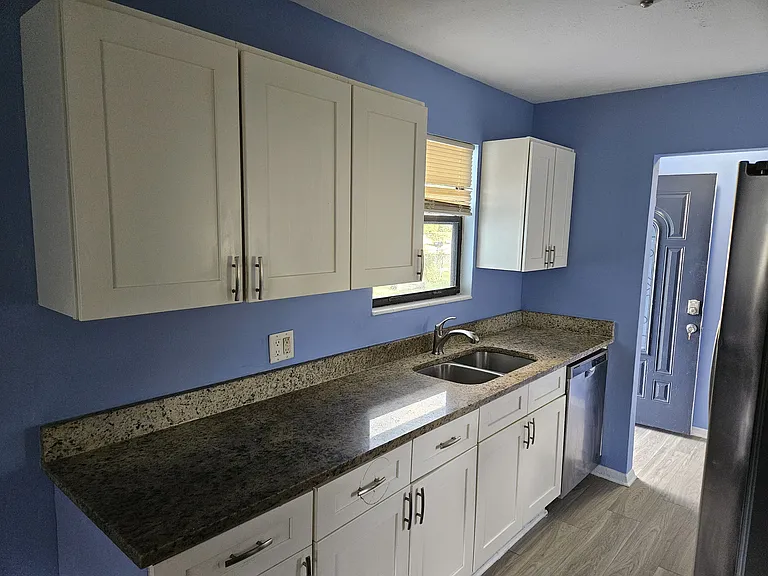 2230 Eudine Dr W — Photo 7
