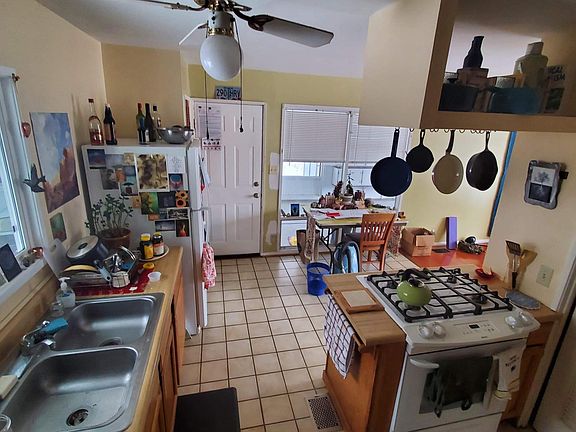 4th image of 9 Riverview Dr