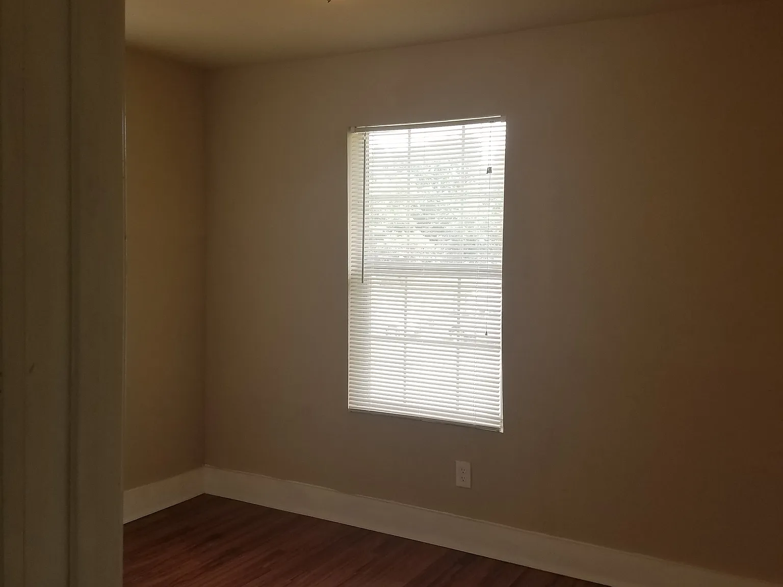 2 bed, 800 sqft, $900 — Photo 4