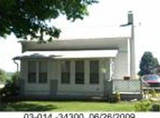 6964 Grove St, Masury, OH 44403