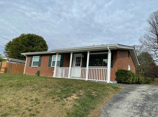 4701 Desi Rd NW, Roanoke, VA 24017