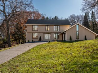 3905 N Tamarack Trl, Crystal Lake, IL 60012