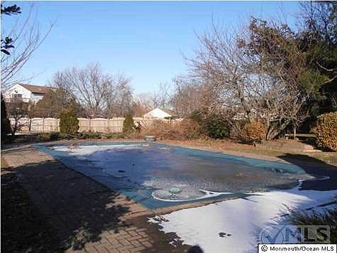 2nd image of 148 Winding Way