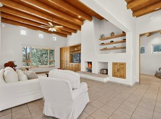 850 Paseo De Don Carlos, Santa Fe, NM 87501