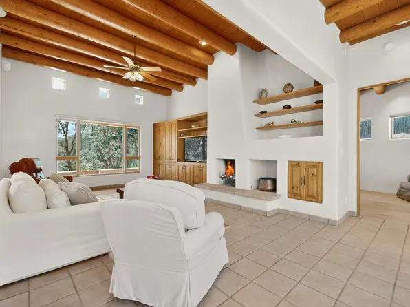 850 Paseo De Don Carlos, Santa Fe, NM 87501