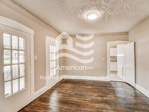 5-Dining Room