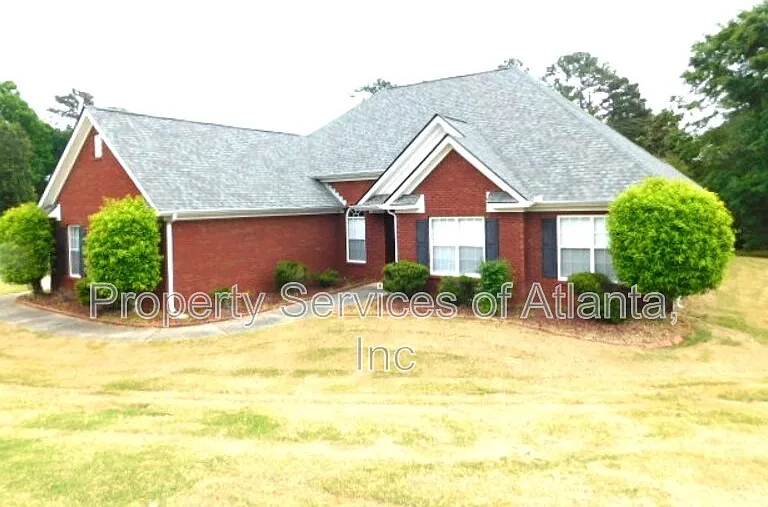 101 Moss Pointe Dr — Photo 2