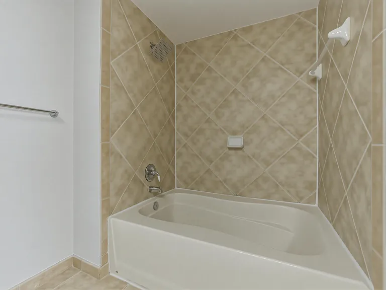 625 Casa Loma Blvd #1206 — Photo 29