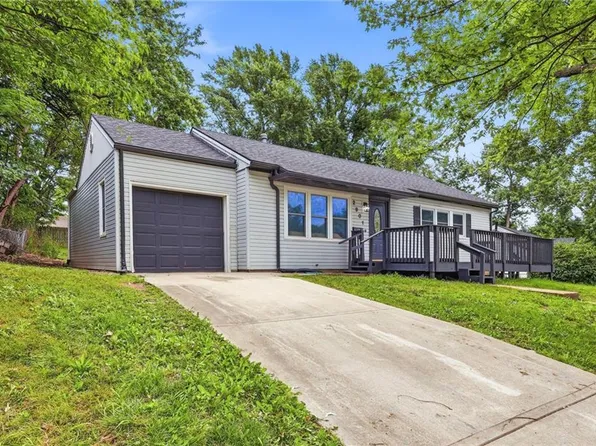 2901 S 26th St, Kansas City, KS 66106