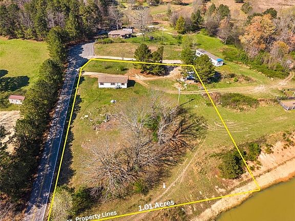 2nd image of 256 McSears Dr