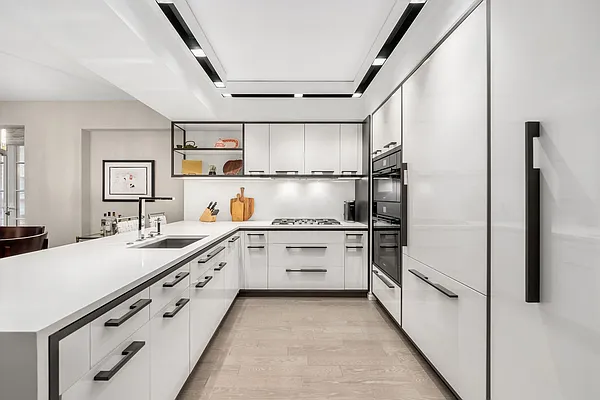 Rented by Compass | media 23