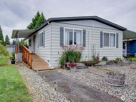 2nd image of 920 Maple Lane #3