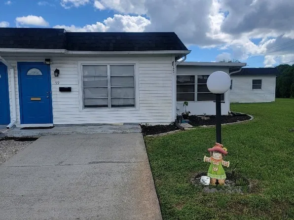 59 Hamlin Ct, Lehigh Acres, FL 33936