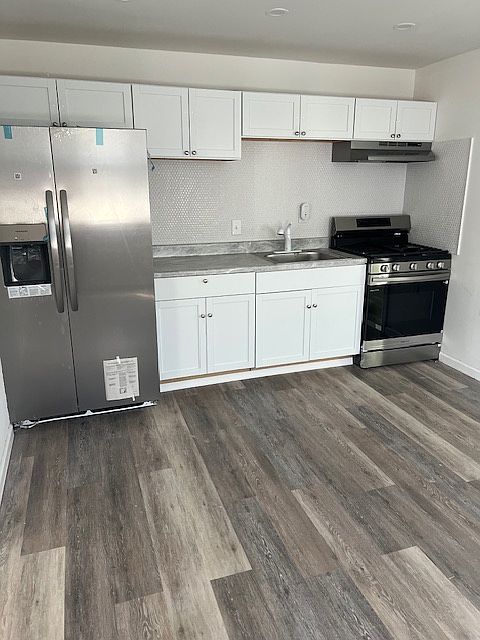 1st image of 4060 E Roosevelt Blvd