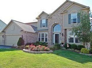 652 Somerset Ave, Dundee, IL 60118